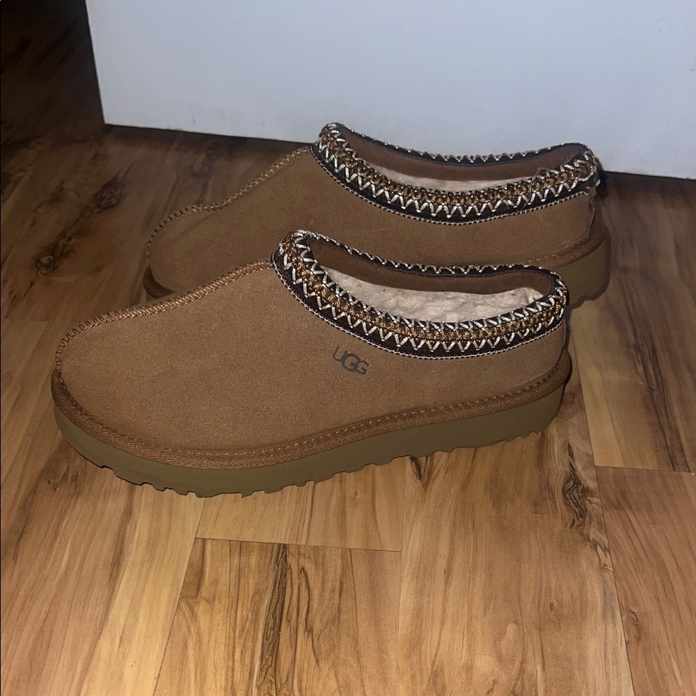 UGG women’s Tan Slip-On Loafers